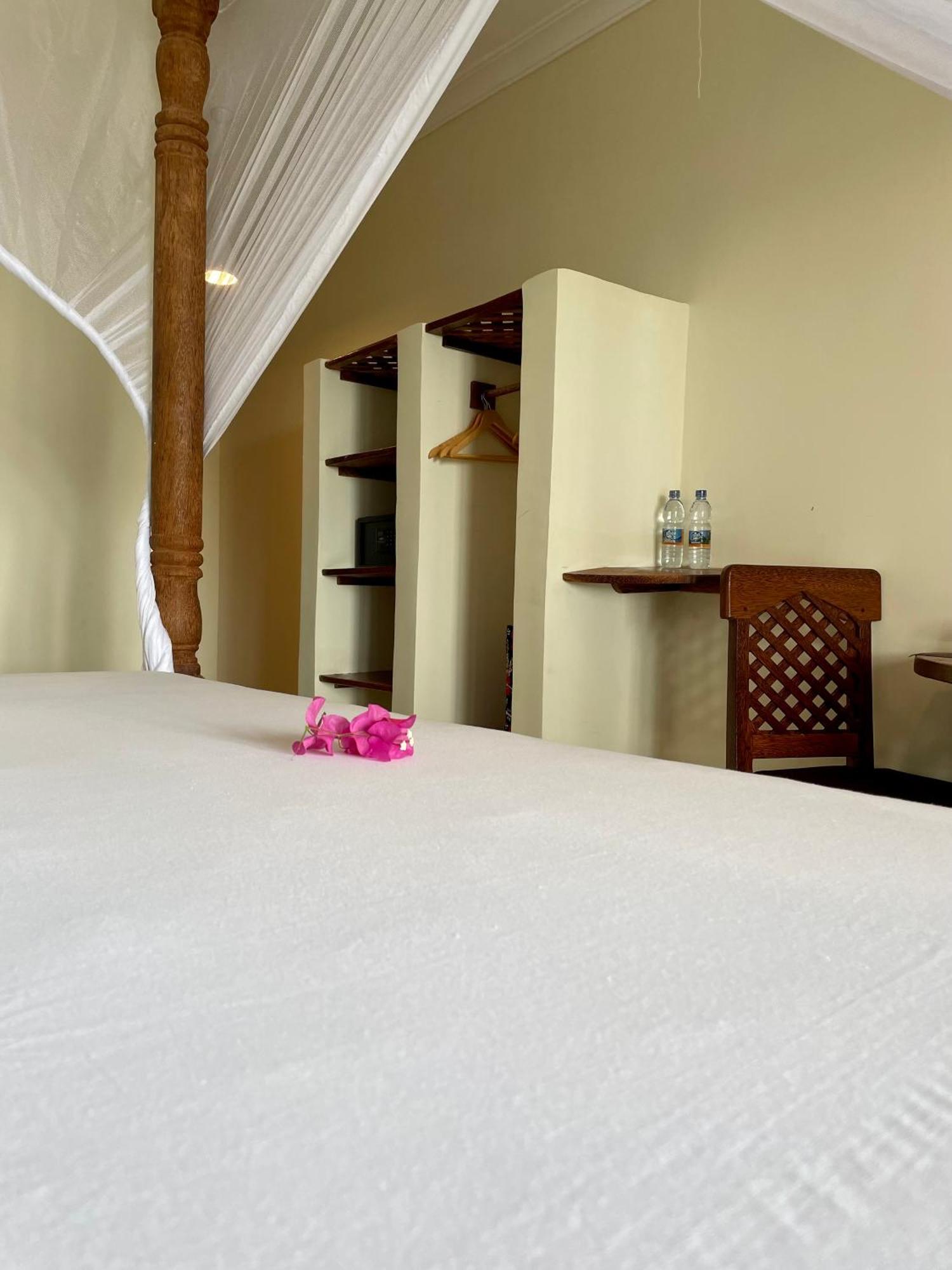 Zula Zanzibar Hotell Paje Rum bild